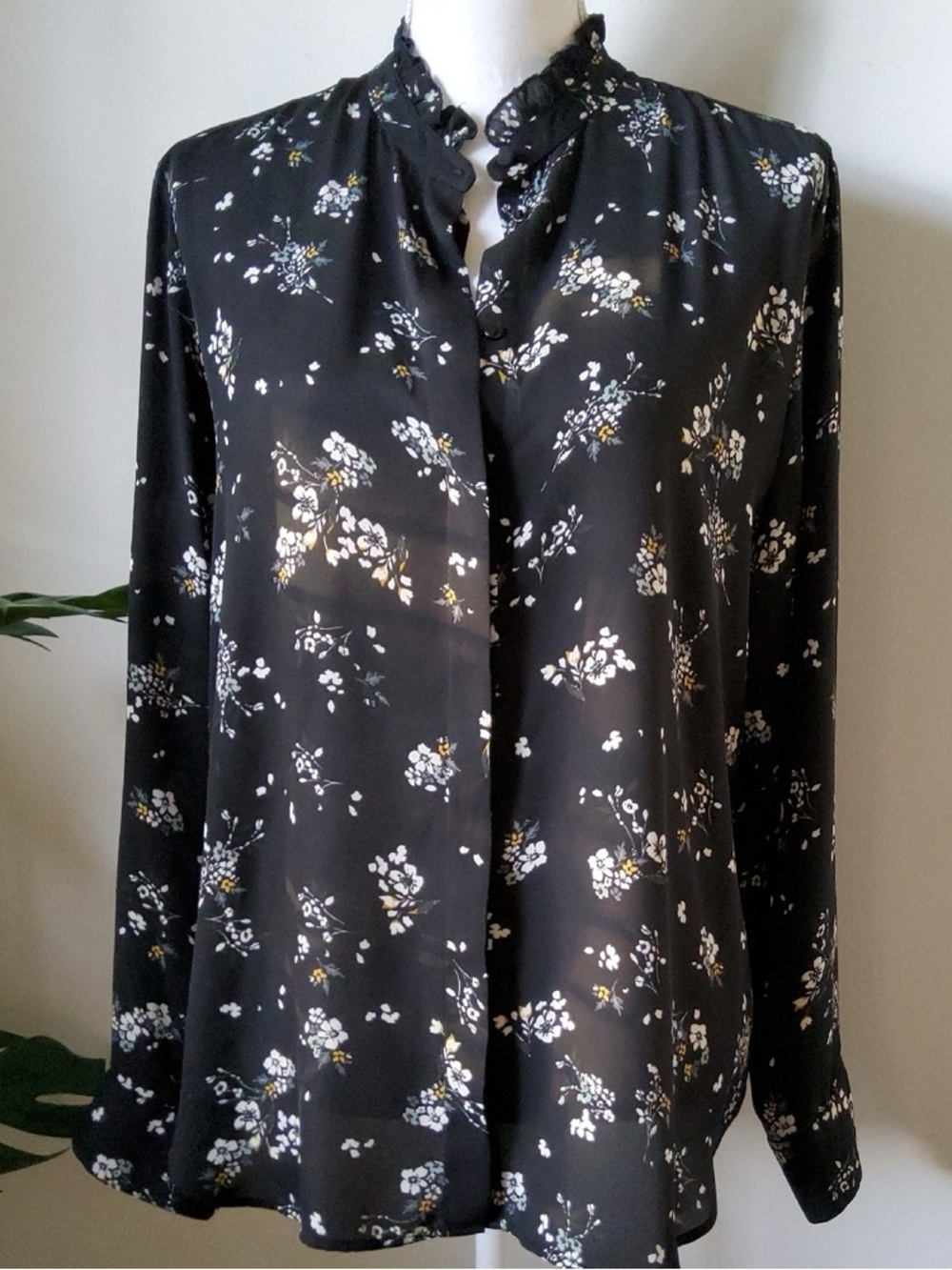 Black Floral Ruffle Neck Long-Sleeve Blouse